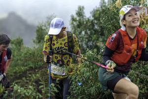 BIB: 2697
                            <button type="button" onclick="openModal(24759935)" class="btn btn-primary btn-sm float-right btn-popup" data-toggle="modal" data-target=".modal-high-quality">
                        <i class="fas fa-shopping-cart"></i> Add to Cart
                    </button>
                                            <button type="button" onclick="isThisMe(24759935, true)" class="btn btn-success btn-sm float-right btn-popup btn-isme hidden" data-toggle="tooltip" data-placement="bottom" title="นี่คือรูปของคุณใช่ไหม คลิกที่นี่เพื่อเอาเข้าอัลบั้ม">
                        <i class="fas fa-plus"></i> Add to album
                    </button>
                    <button type="button" onclick="isThisMe(24759935, false)" class="btn btn-warning btn-sm float-right btn-popup btn-isnotme hidden">
                        <i class="fas fa-ban"></i> Remove from album
                    </button>